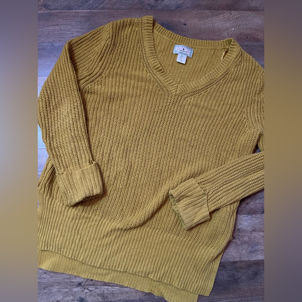 Ruby moon sweater